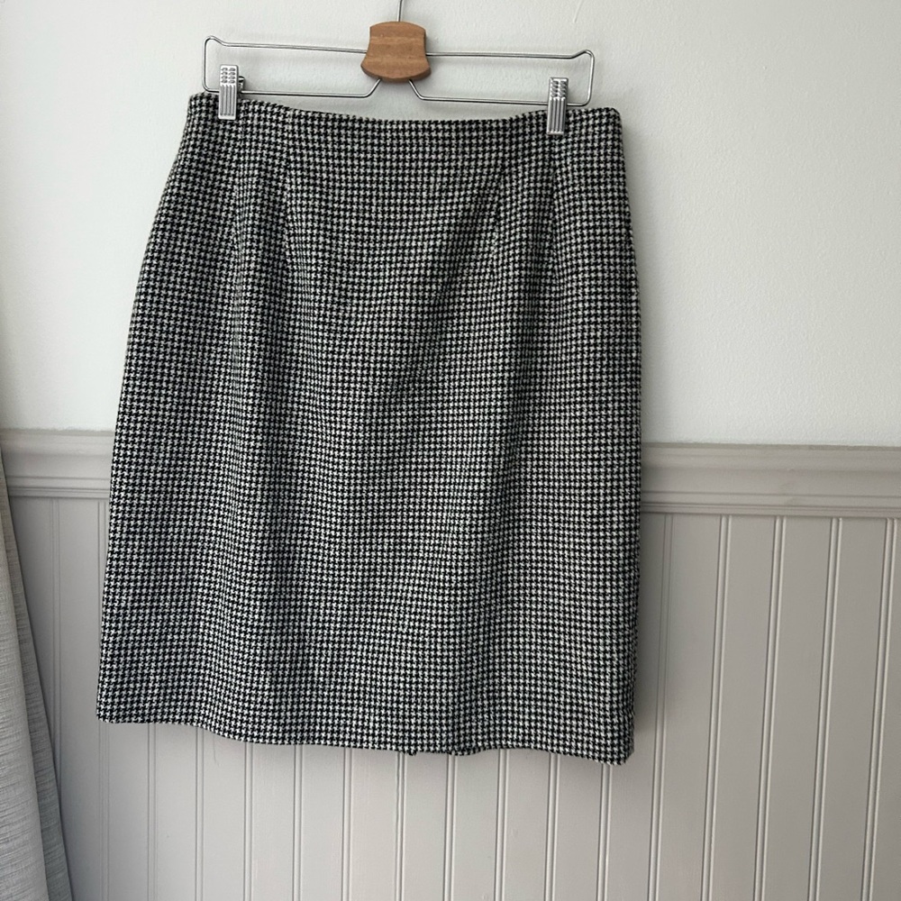 Vintage Chaus Size 16 Wool Blend Black and White Houndstooth Pencil Skirt